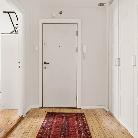 350m To I Tv & Workspace In Every Room! شقة برغن